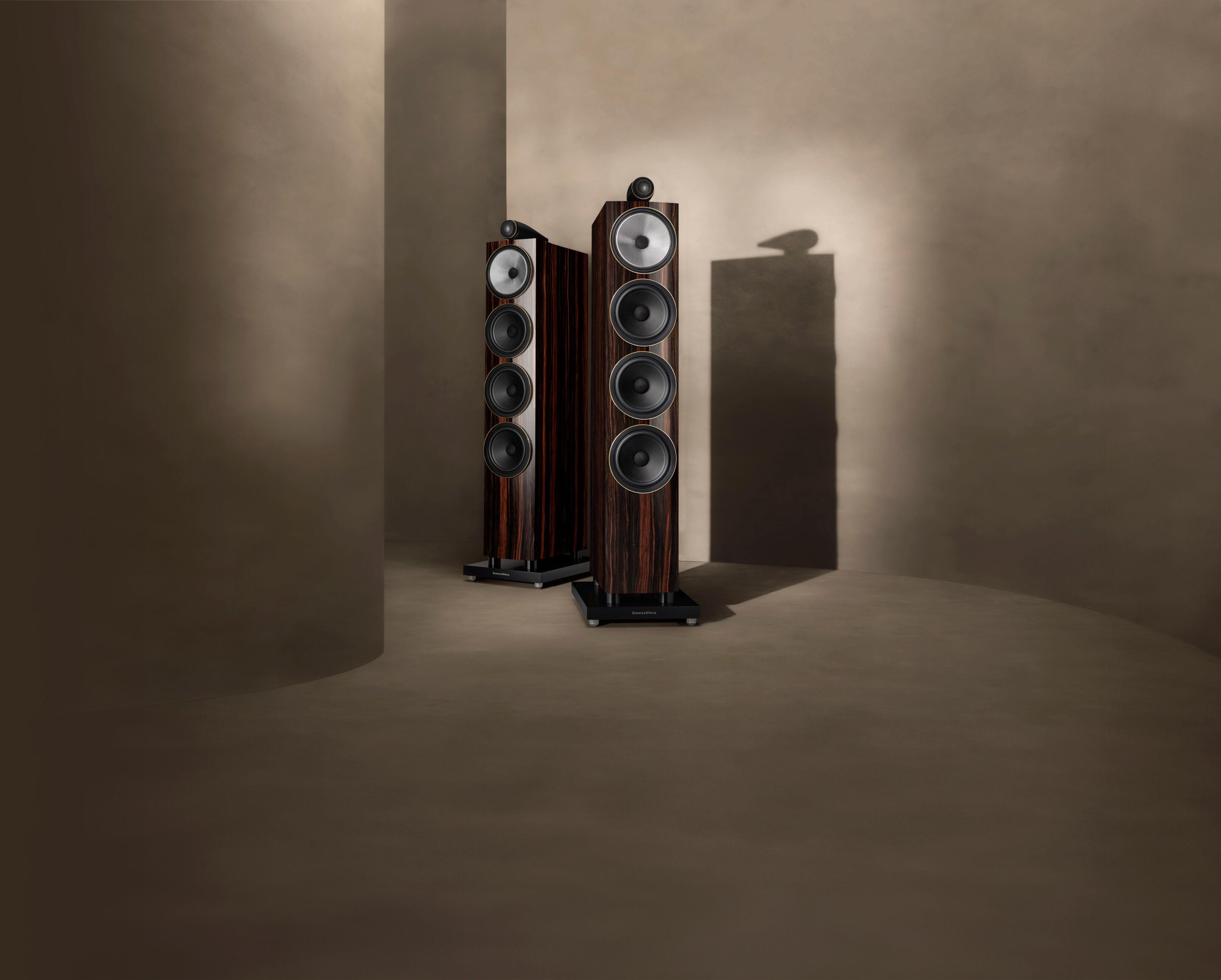 705 S3 Signature - 700 Series Signatureのスタンドマウント 705 S3 Signature - 700 Series Signatureのスタンドマウント