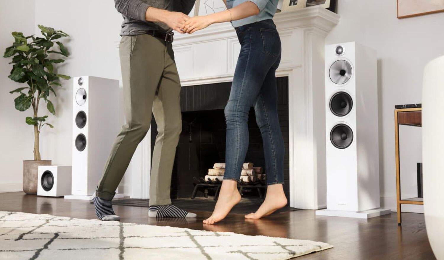 Introducing the new 600 Series. Storied sound for every moment