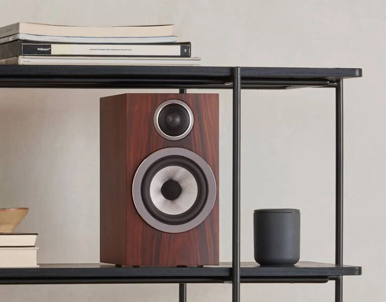 Placement des enceintes Hi-Fi : comment les installer correctement ?