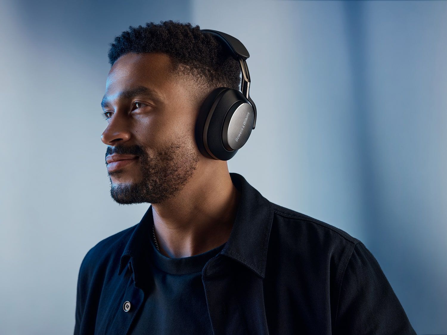 Bowers & Wilkins ヘッドフォン B&W最上位ヘッドフォン「Px8」。スピーカーからインスパイアされた