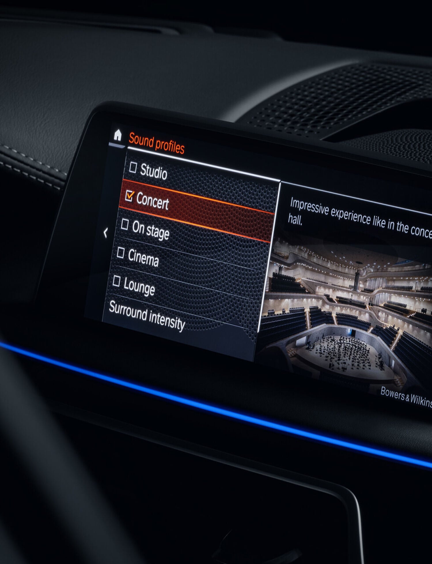 Car screen setting with black dashboard
