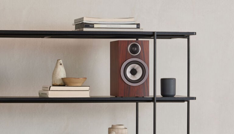 Bowers & Wilkins 700 Series Lifestyle 