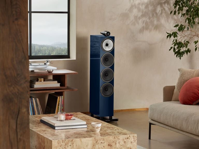 Bowers & Wilkins 700 Signature Series Lifestyle Image