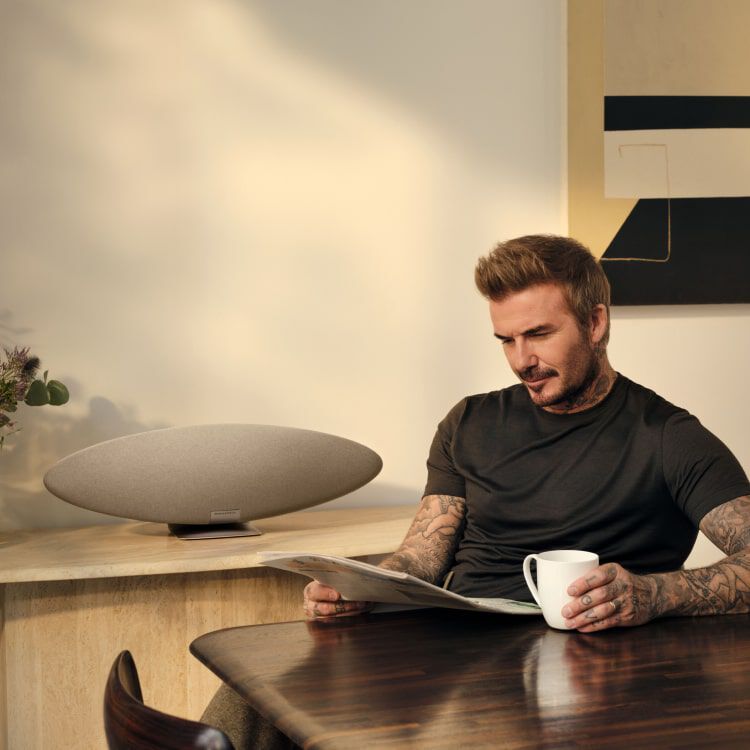 Bowers & Wilkins Zeppelin Pro Edition最新 Bowers & Wilkins Zeppelin Pro Edition | ListenUp