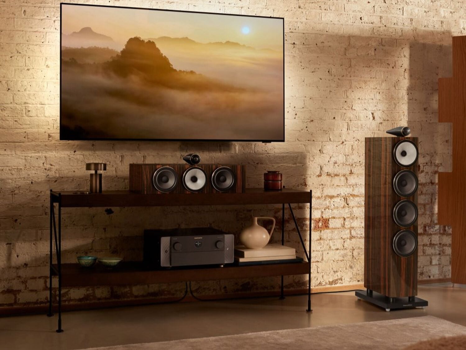Bowers & Wilkins 700 Signature Series Lifestyle Image 