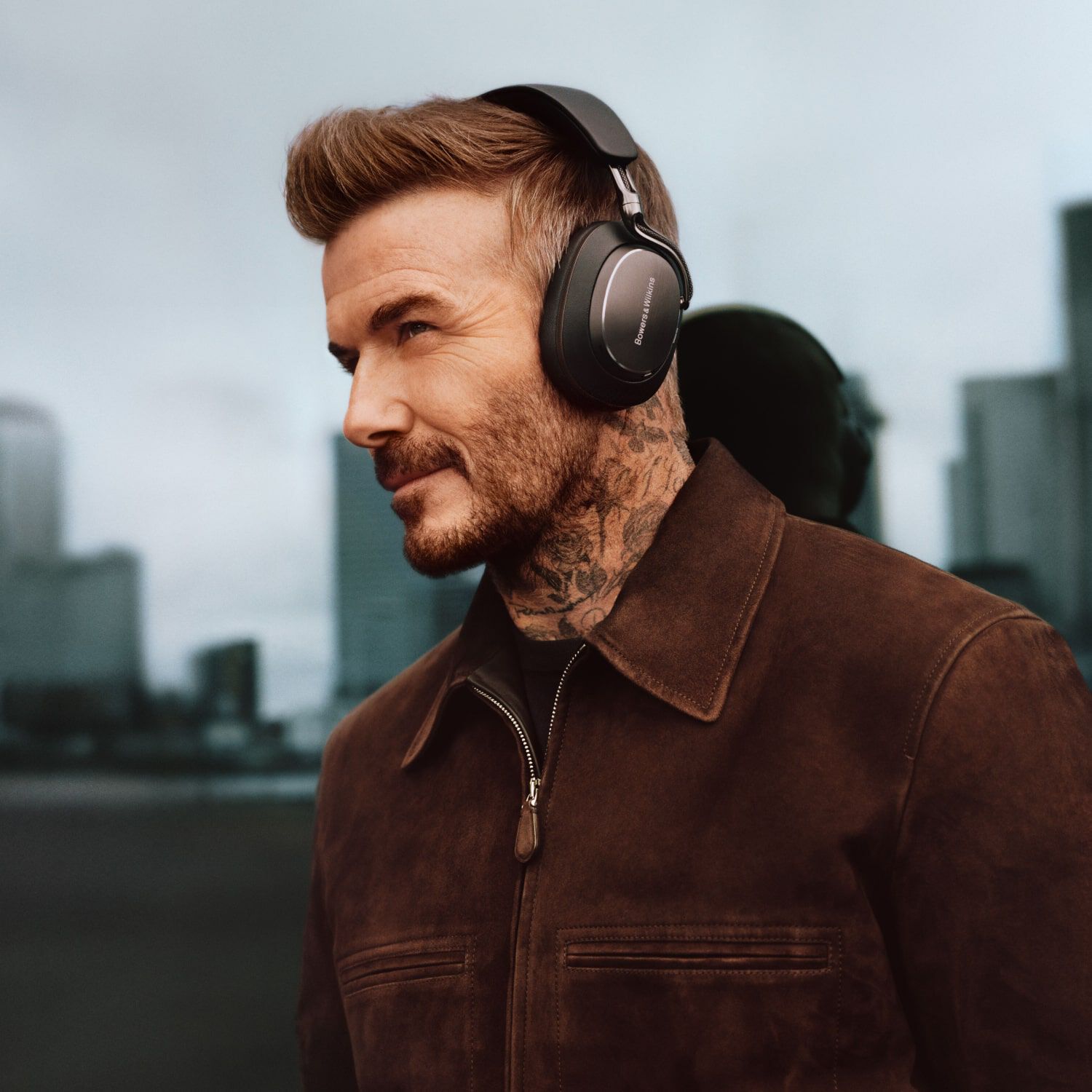 Over-Ear Headphones - Wireless & Noise Cancelling | Bowers & Wilkins