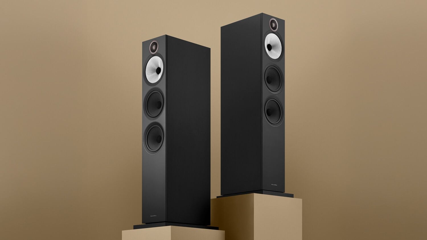 Two black 603 S3 loudspeakers