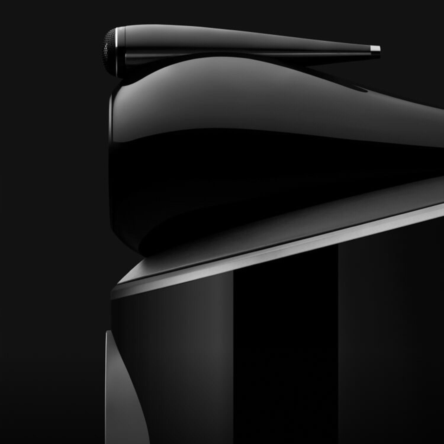 Dedicated to True Sound - one black 800 series closeup