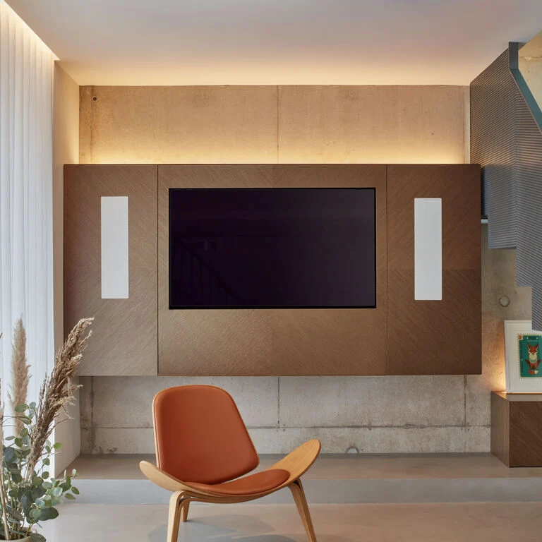 CWM7.4 S2 - Reference 2.5-way in-wall speaker | Bowers & Wilkins - Global