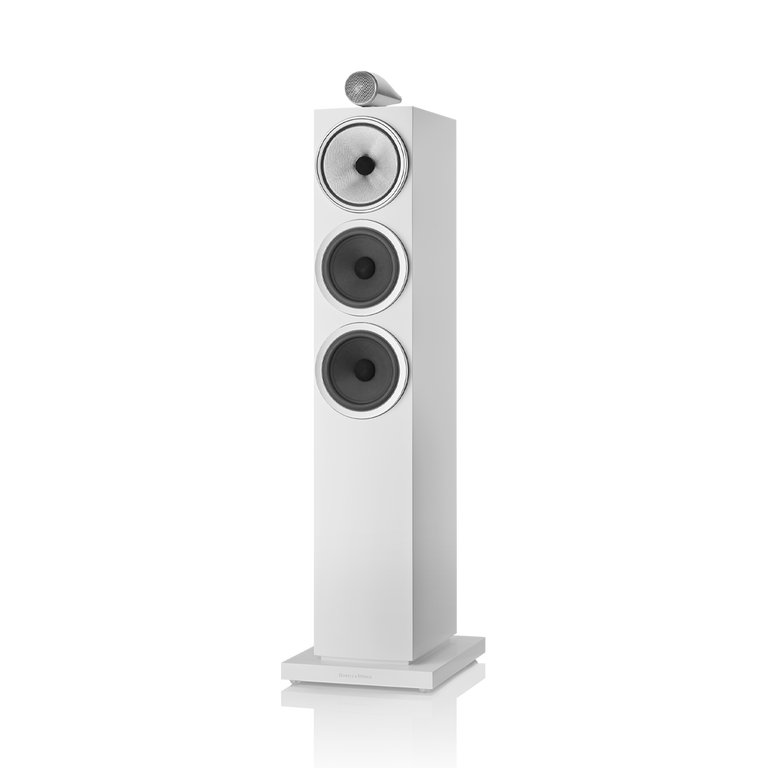 703 S3, Satin White, dynamic