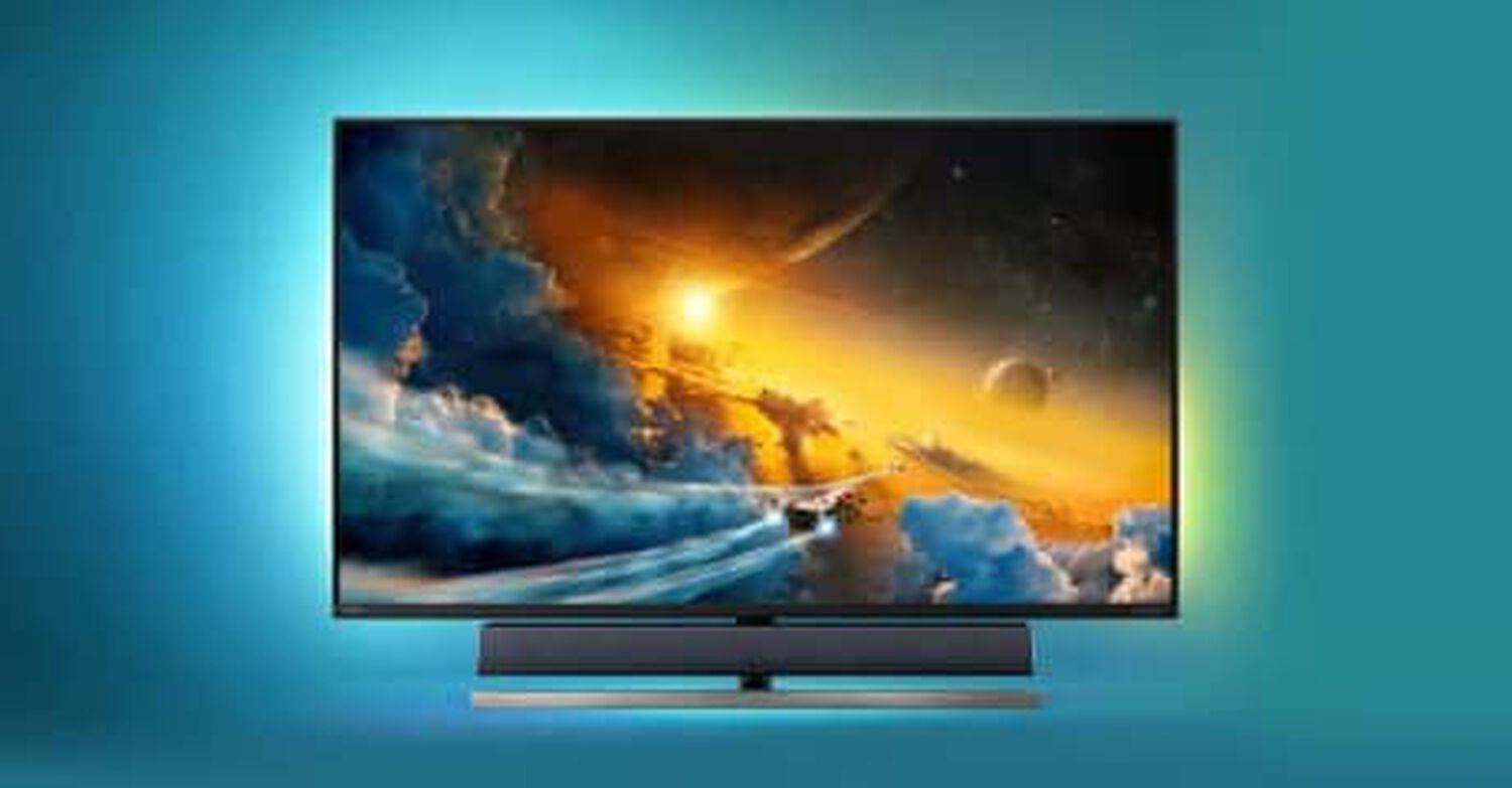 Philips Momentum with soundbar below with blue background