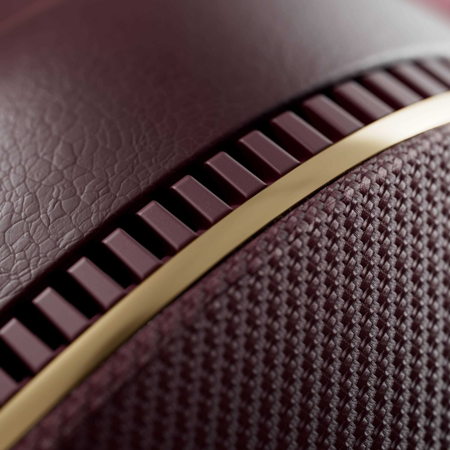 Vintage Maroon Px7 S3 close up
