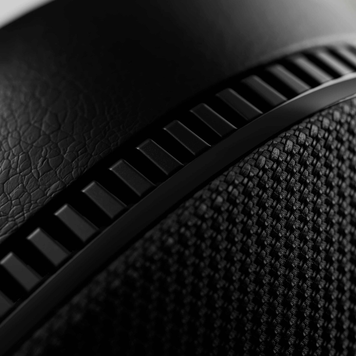 Anthracite Black Px7 S3 close up