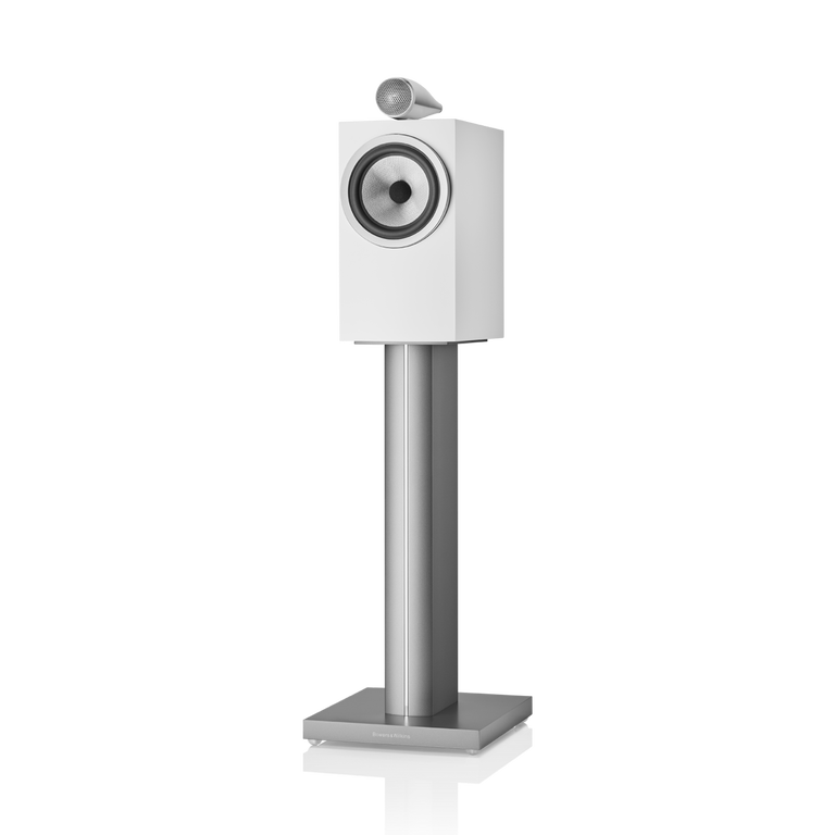705 S3, Satin White, dynamic