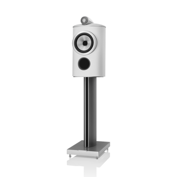 805 D4 - White side front view