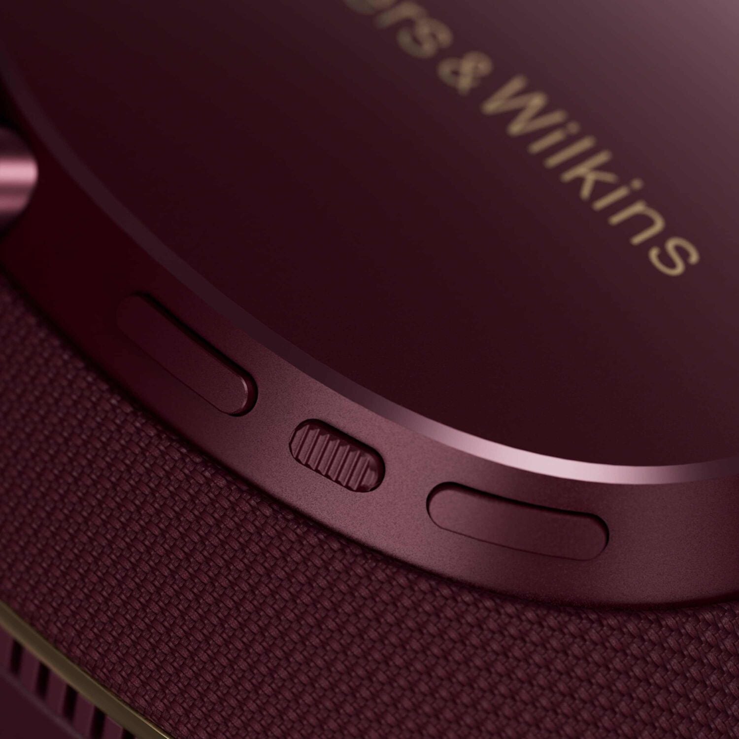 Vintage Maroon Px7 S3 close up