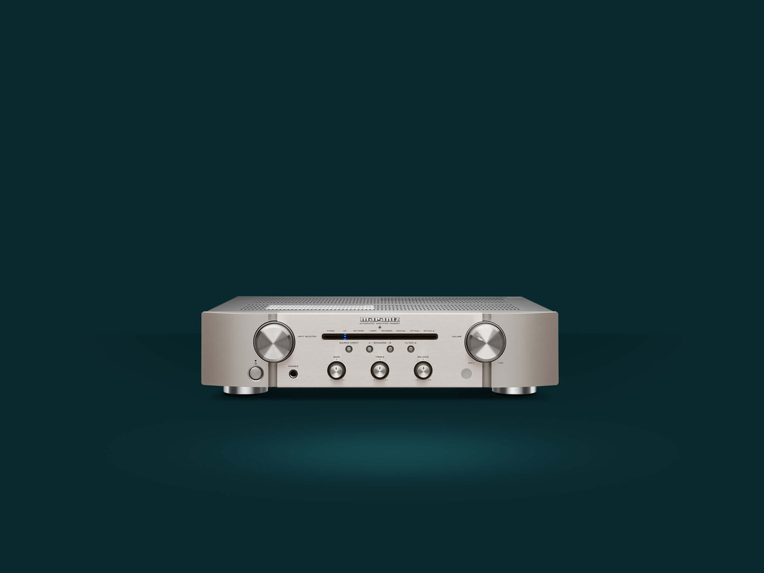 PM6007 - Silver lifestyle