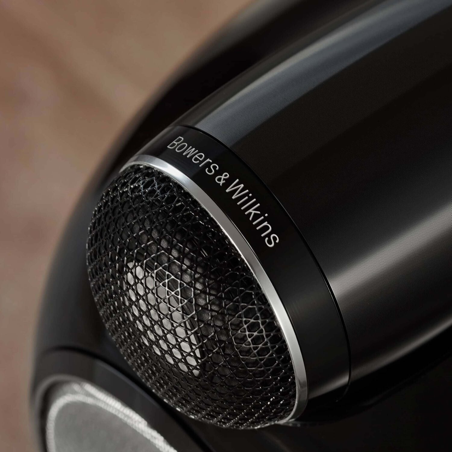 803 D4 - Rosenut top close up view