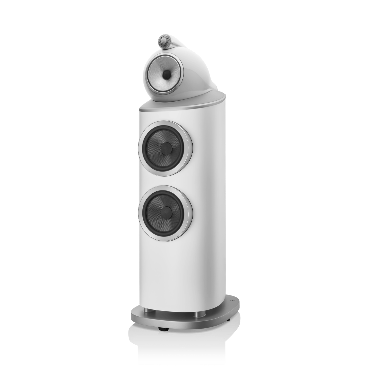 802 D4 - White side front view