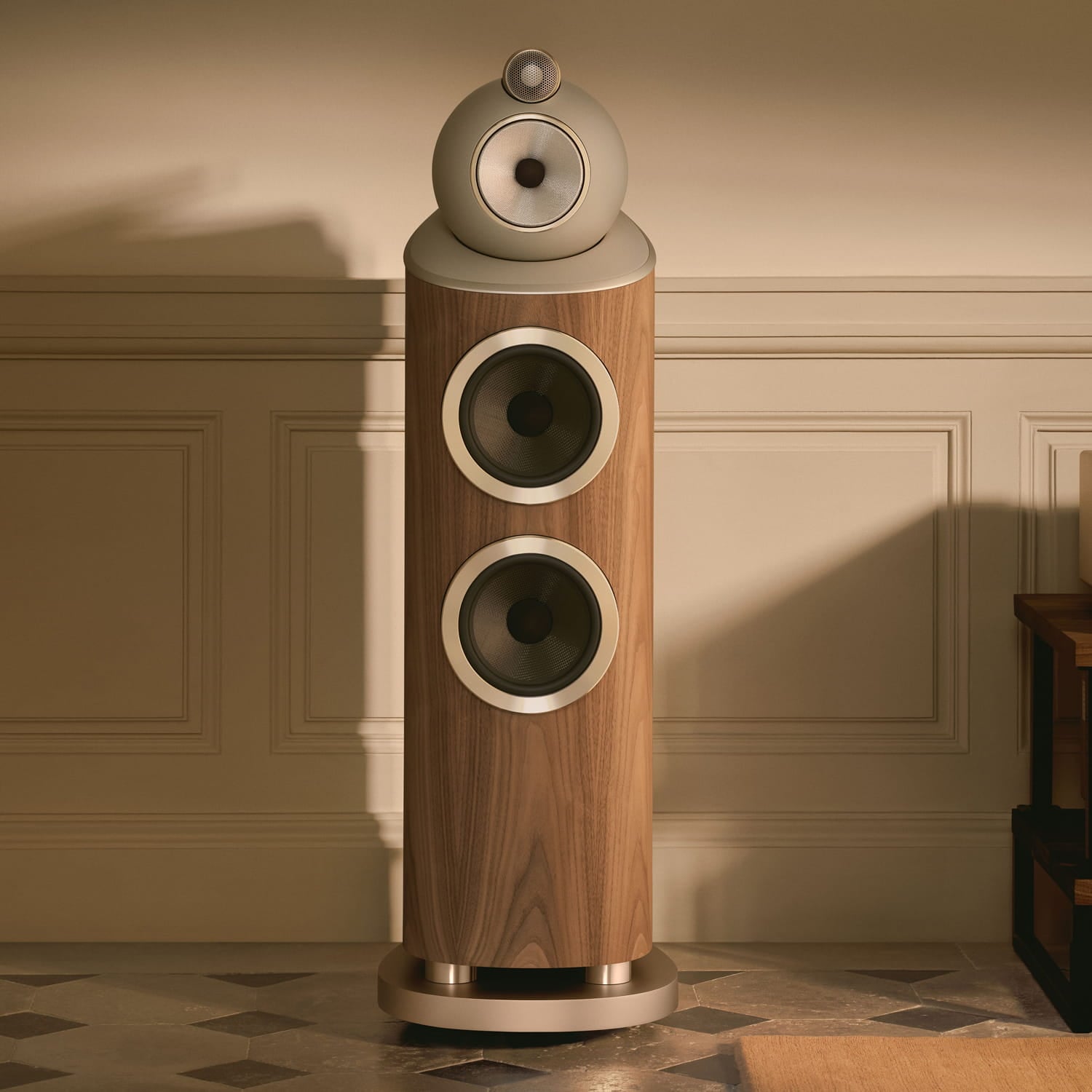 803 D5 - Tower speaker